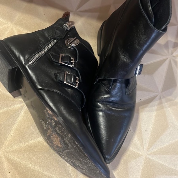 Authentic Louis Vuitton black ankle boots size EU36 - Picture 3 of 7